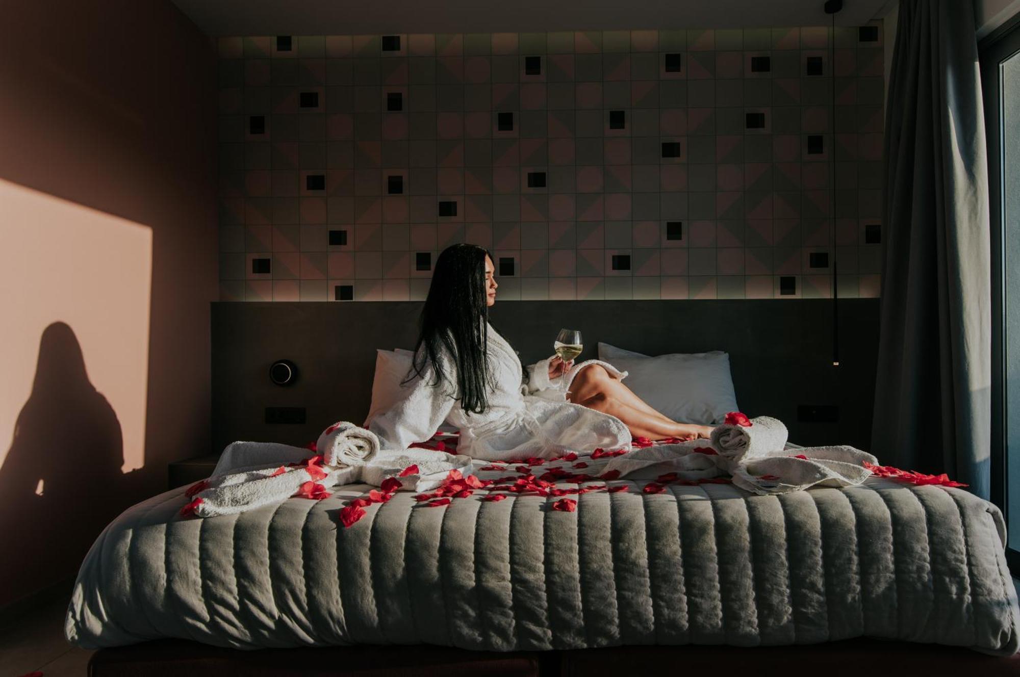 The Palms Concept Hotel Adults Only 16 Plus 팔리라키 외부 사진
