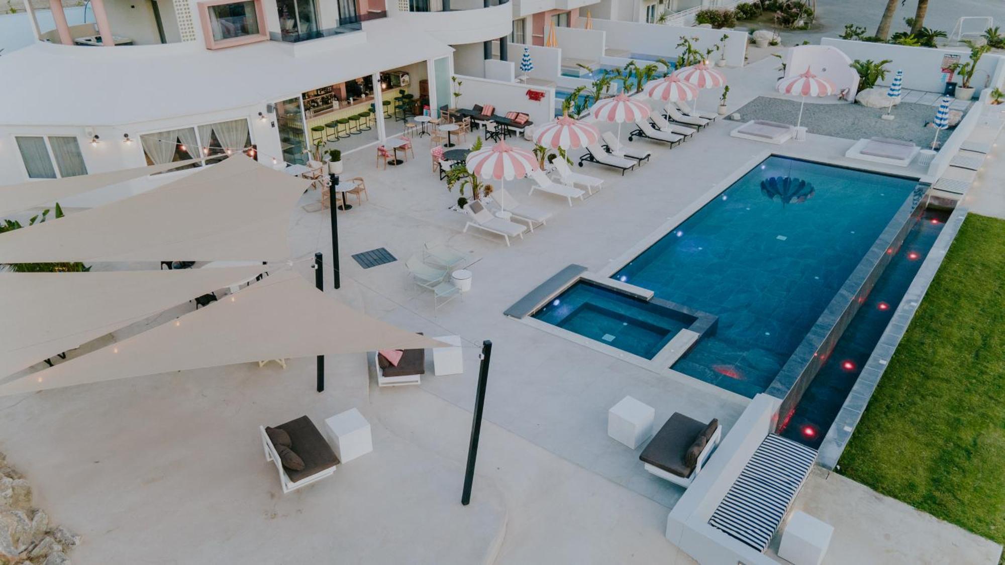 The Palms Concept Hotel Adults Only 16 Plus 팔리라키 외부 사진